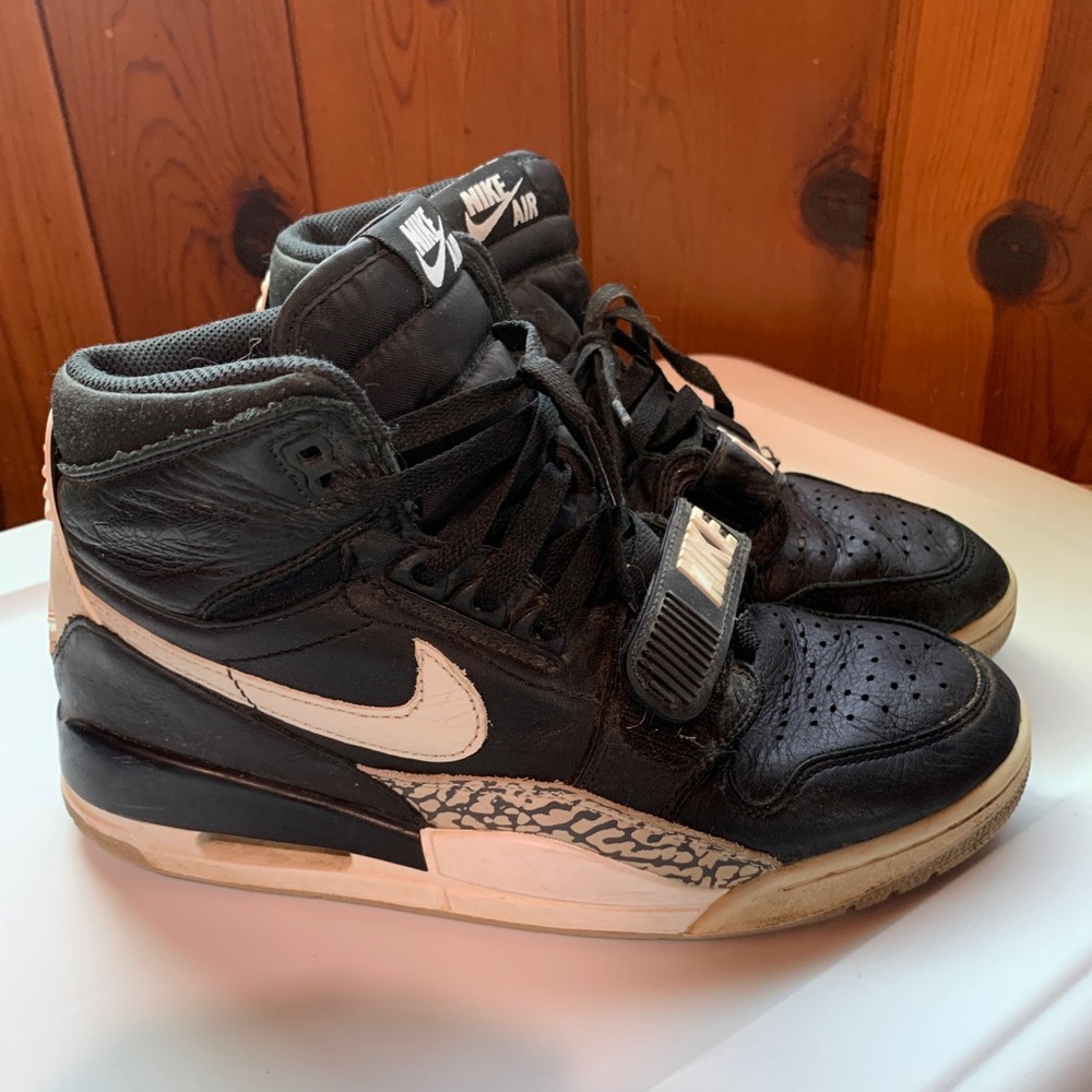 Nike Air Jordan Legacy Shoes